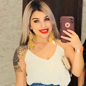 Meet your Posher, Alondra liliana